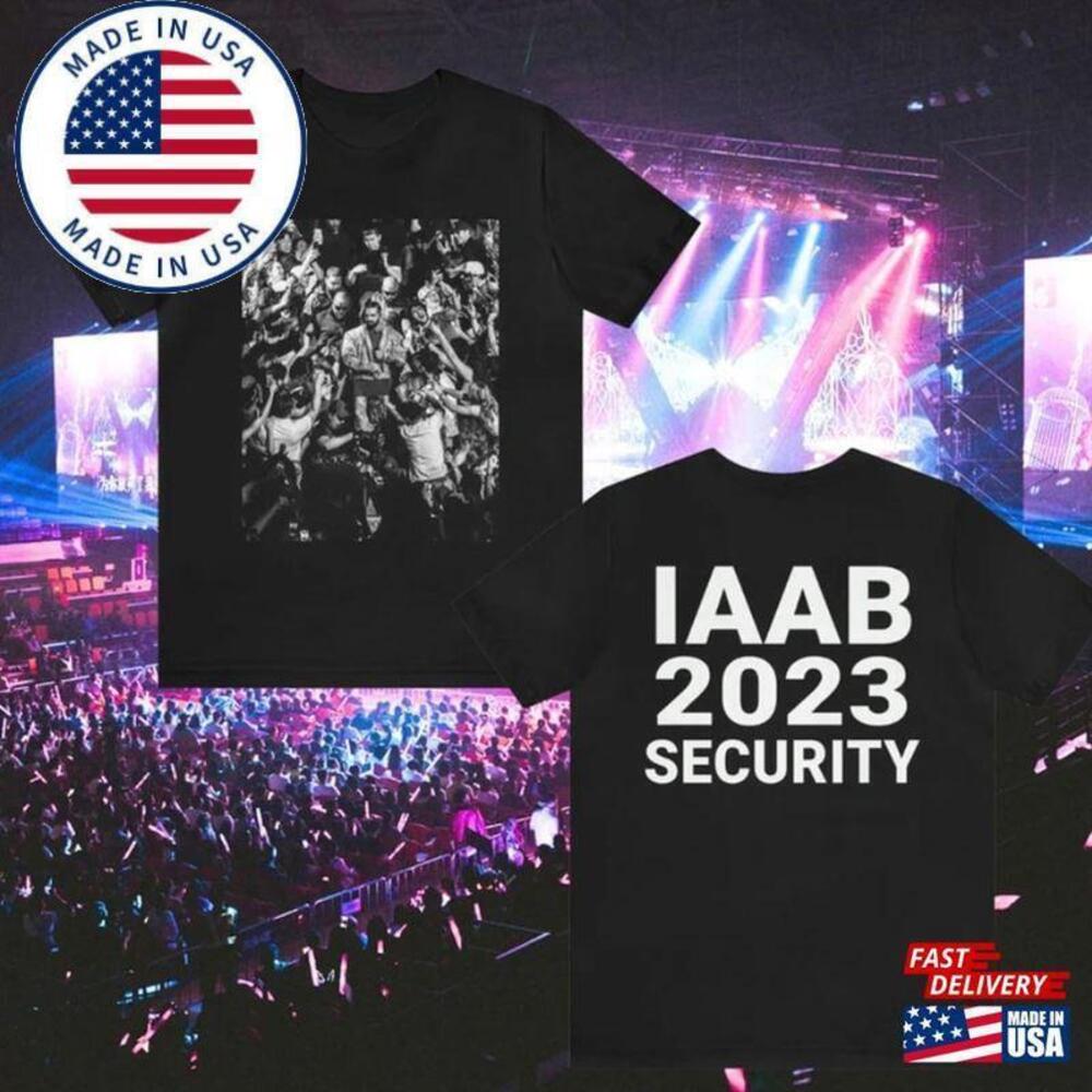 Crowd Shirt Its All A Blur Tour Drake Iaab Unisex T-Shirt 2 sided